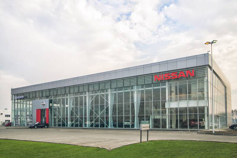 Nissan центр. Дилерский центр Ниссан. Автоцентр Евразия Омск на Волгоградской. КЛЮЧАВТО Омск дилерский центр. Омск Ниссан центр.